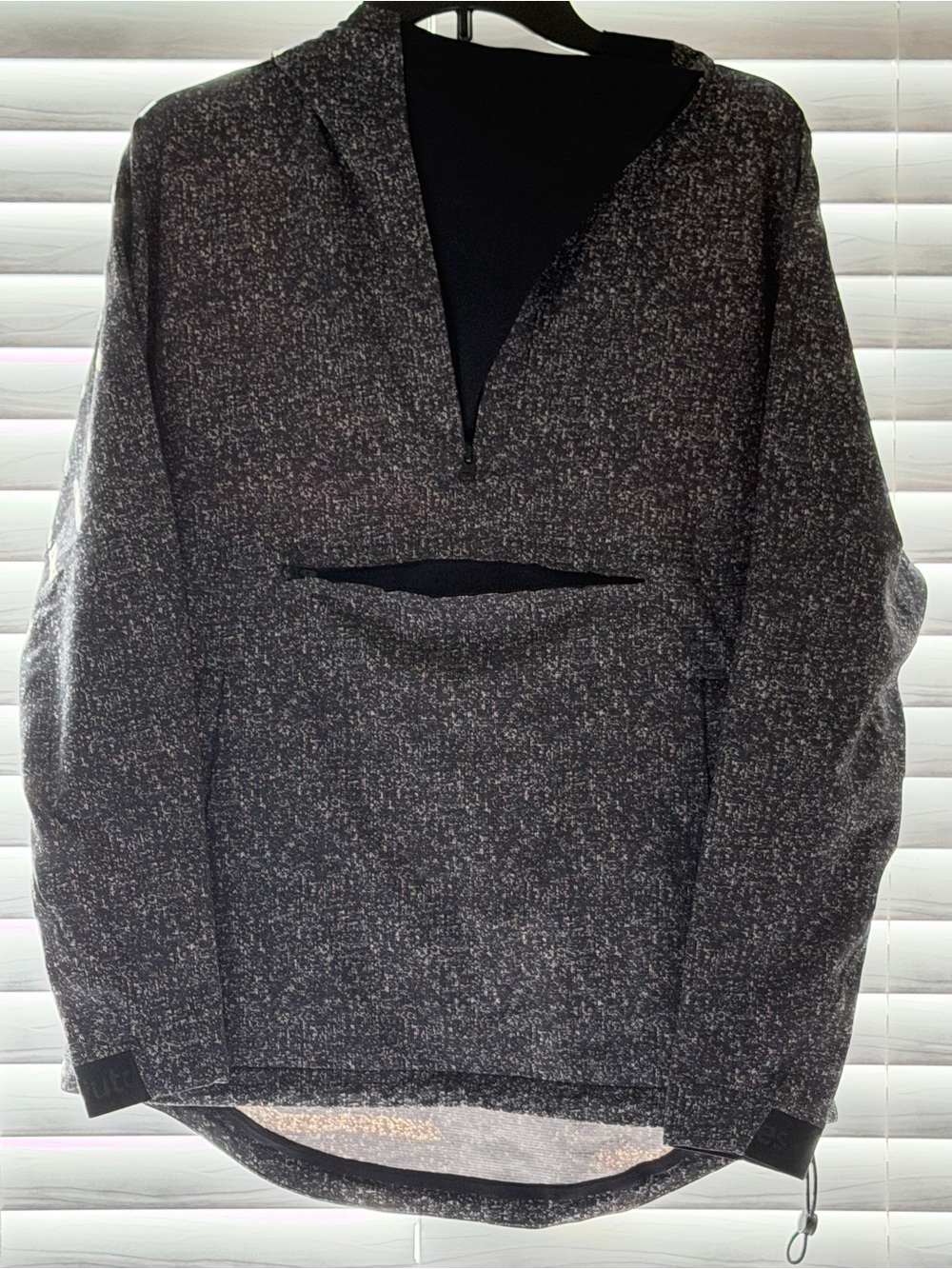 Outdoor Voices Black and Gray Women's Jacket - Picture 2 of 11